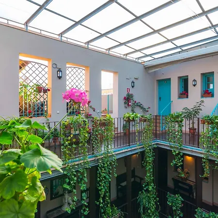 Patio De Cruces Hotel